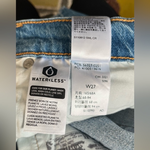 Levi's 501 shorts - Picture 9 of 11